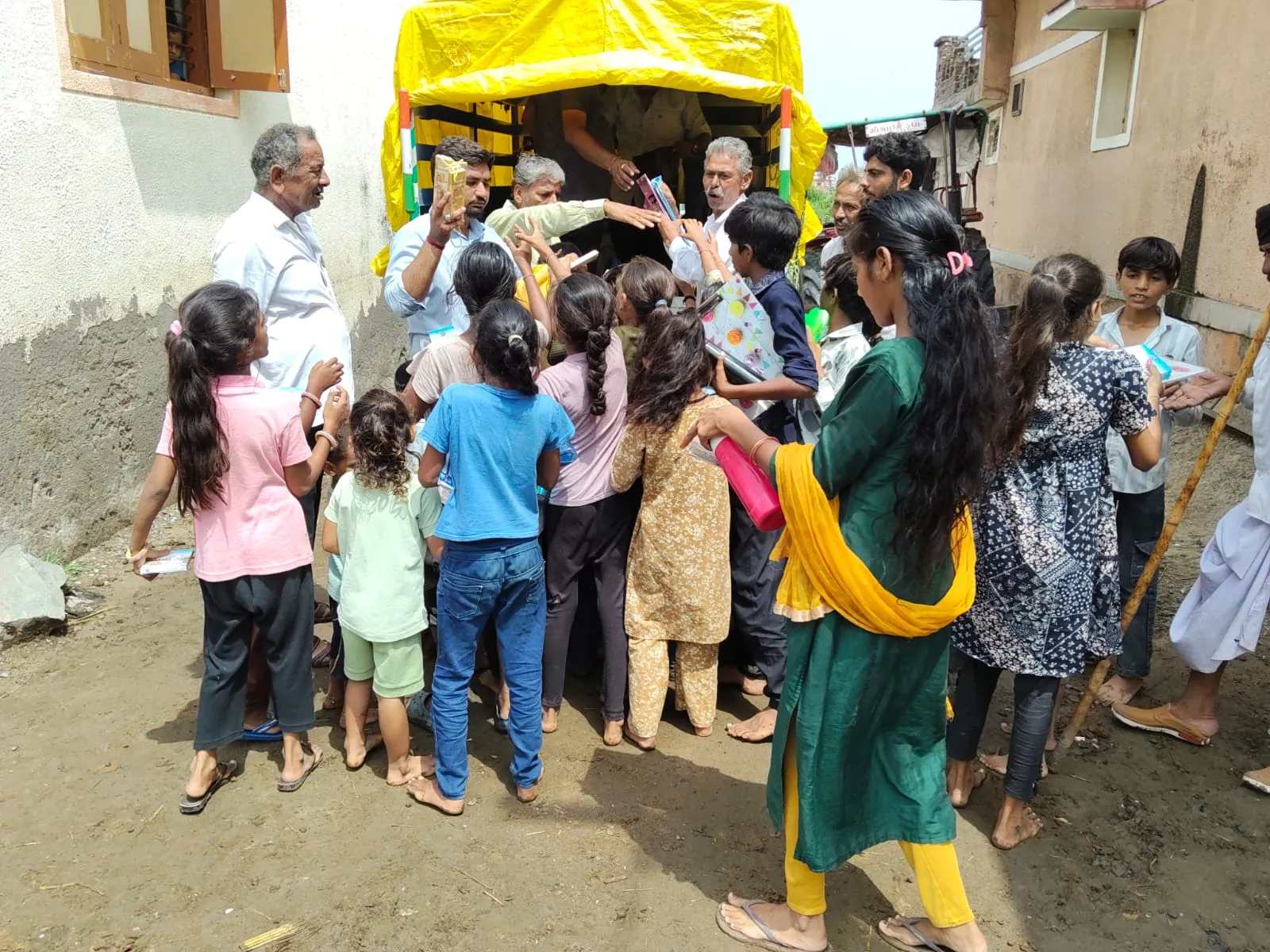 NB Seva Foundation: the distribution van arrives